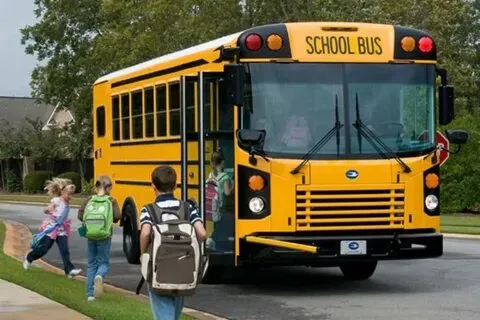 School Bus Transportation In Dubai​